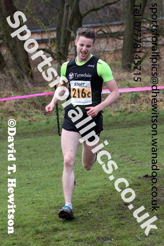 Senior mens Durham Cathedral Cross Country Relays, Maiden Castle, Durham. Photo: David T. Hewitson/Sports for All Pics